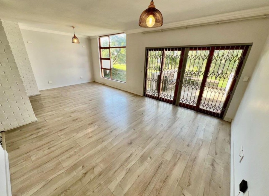 To Let 2 Bedroom Property for Rent in Midridge Park Gauteng