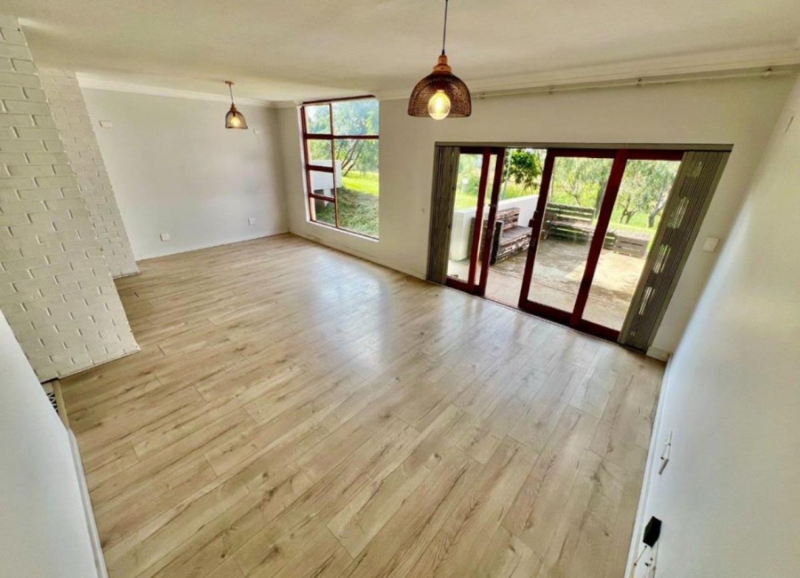 To Let 2 Bedroom Property for Rent in Midridge Park Gauteng