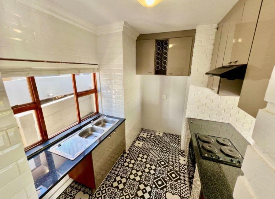 To Let 2 Bedroom Property for Rent in Midridge Park Gauteng