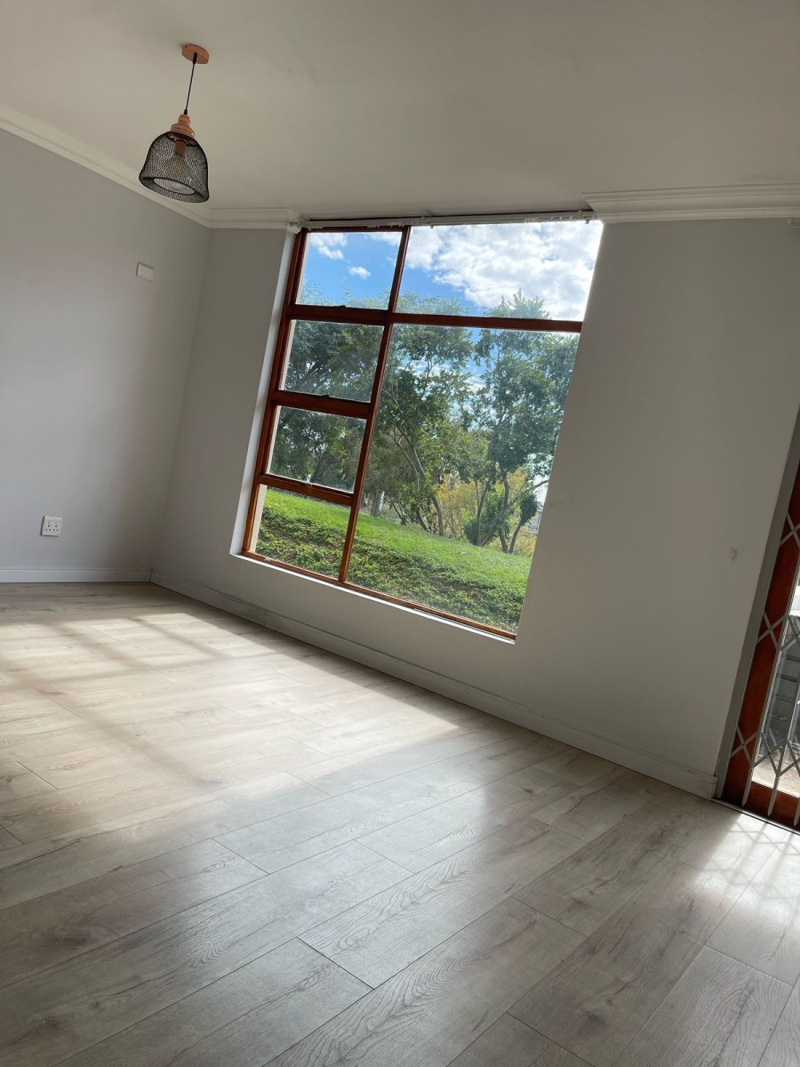 To Let 2 Bedroom Property for Rent in Midridge Park Gauteng