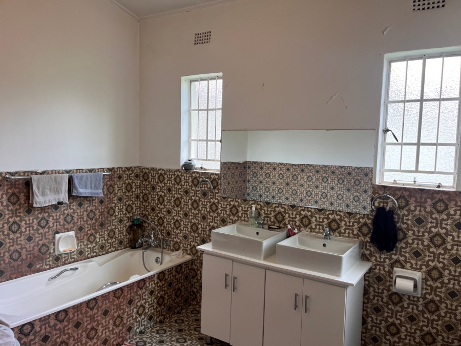 3 Bedroom Property for Sale in Highlands North Gauteng