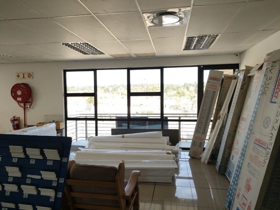 To Let commercial Property for Rent in North Riding Gauteng