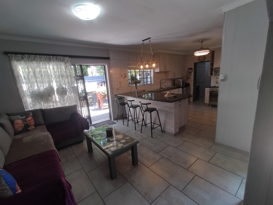 4 Bedroom Property for Sale in Florauna Gauteng