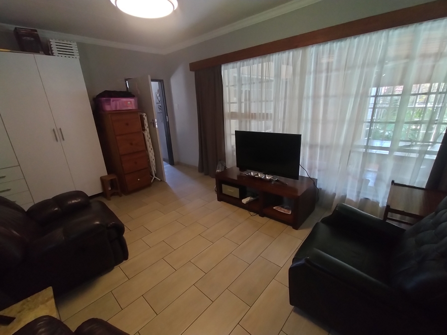 4 Bedroom Property for Sale in Florauna Gauteng