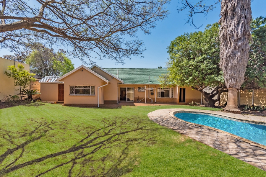3 Bedroom Property for Sale in Kenmare Gauteng