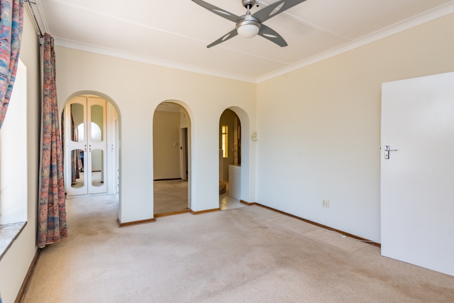3 Bedroom Property for Sale in Kenmare Gauteng