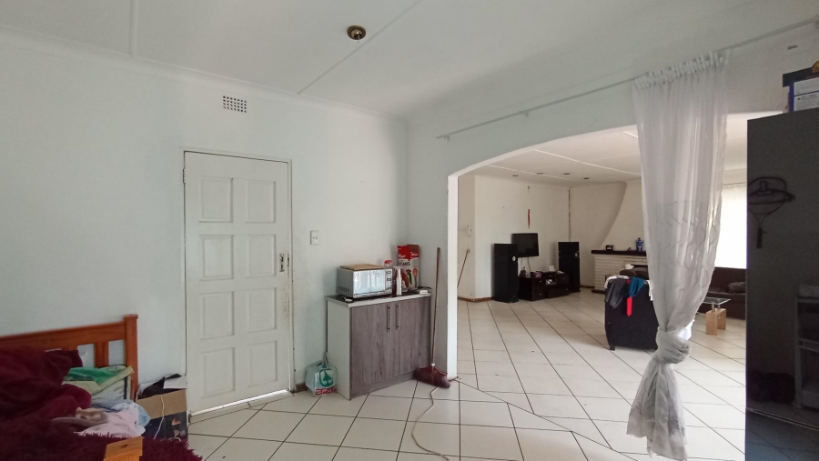5 Bedroom Property for Sale in Kensington Gauteng