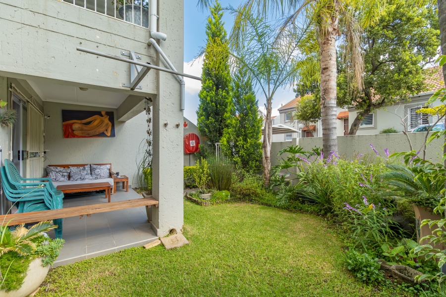 2 Bedroom Property for Sale in Sunninghill Gauteng