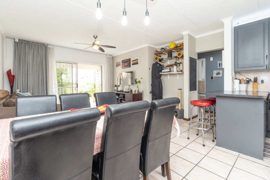 2 Bedroom Property for Sale in Sunninghill Gauteng