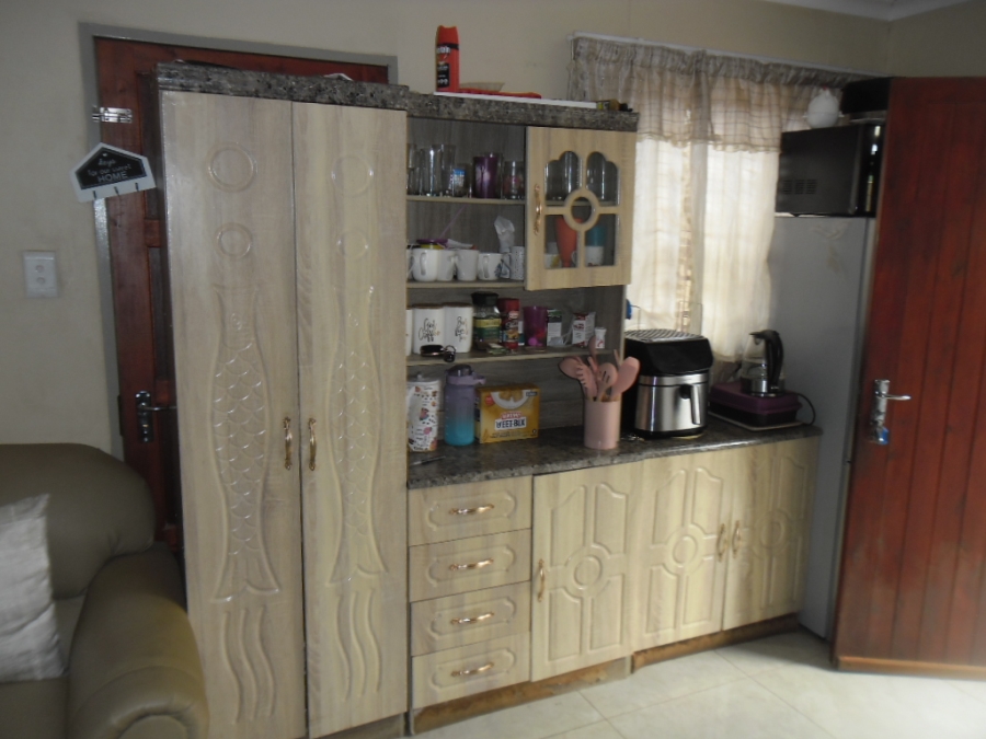 2 Bedroom Property for Sale in Lufhereng Gauteng