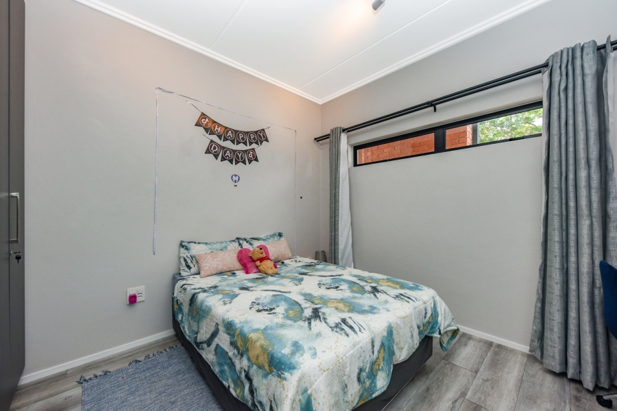 To Let 2 Bedroom Property for Rent in Bryanston Gauteng