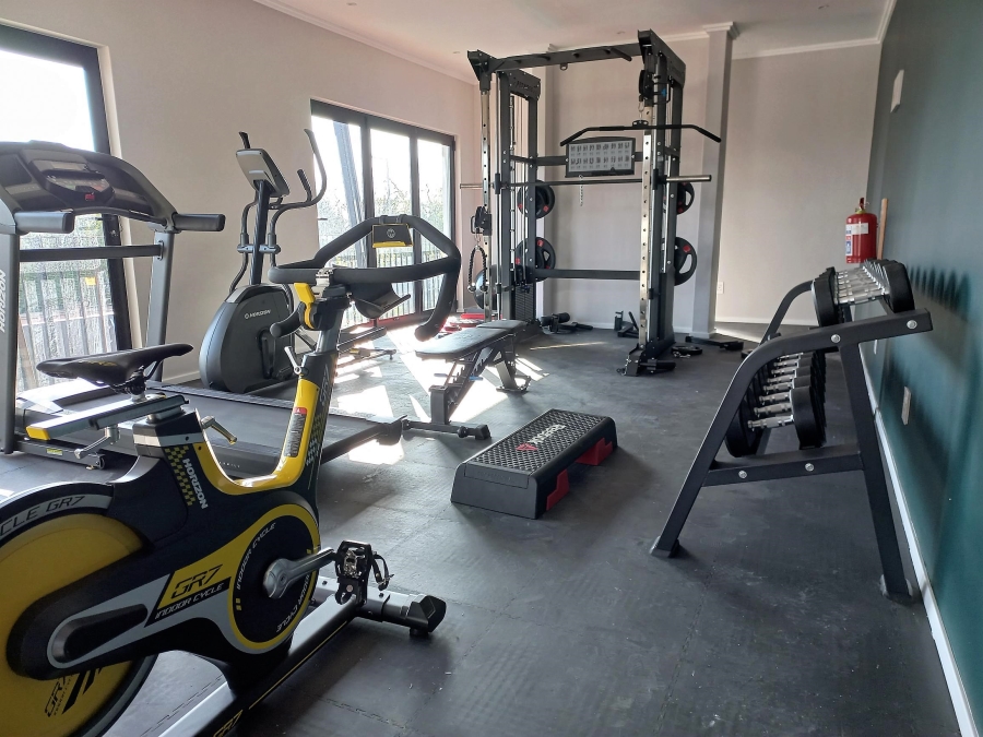 To Let 2 Bedroom Property for Rent in Bryanston Gauteng