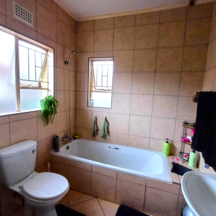 2 Bedroom Property for Sale in Riversdale Gauteng