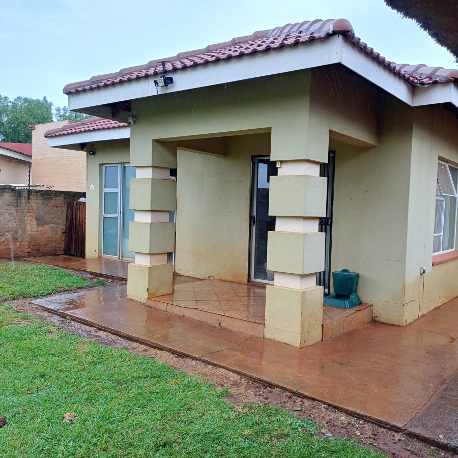 2 Bedroom Property for Sale in Riversdale Gauteng