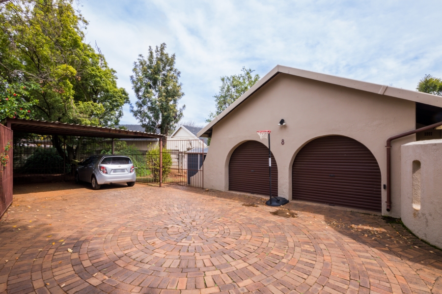4 Bedroom Property for Sale in Harmelia Gauteng