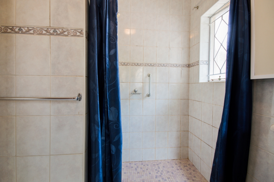 4 Bedroom Property for Sale in Harmelia Gauteng