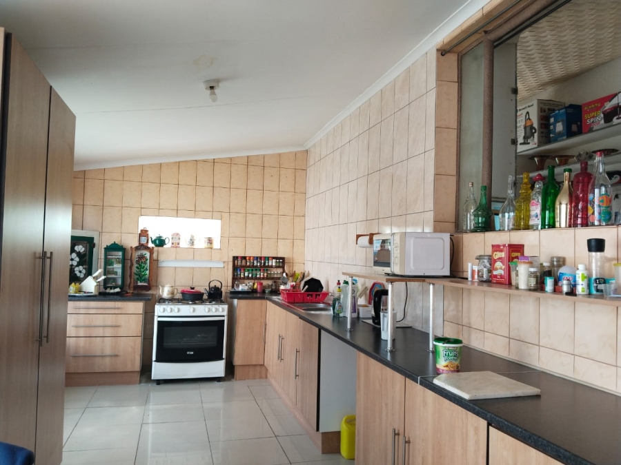 3 Bedroom Property for Sale in Rothdene Gauteng