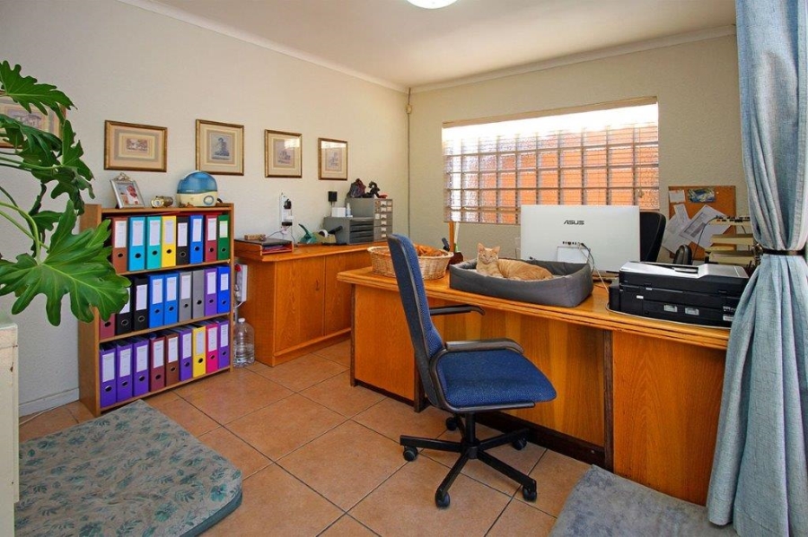 4 Bedroom Property for Sale in Marais Steyn Park Gauteng