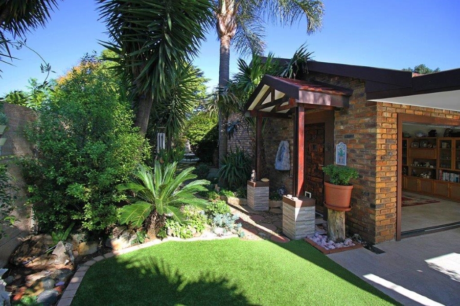 4 Bedroom Property for Sale in Marais Steyn Park Gauteng