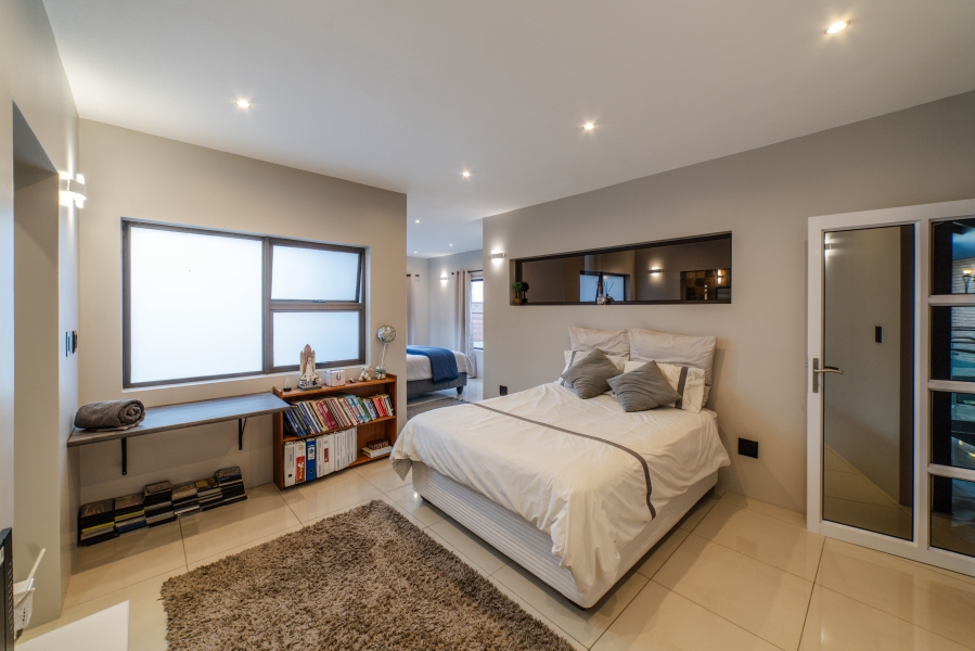 4 Bedroom Property for Sale in Carlswald North Estate Gauteng
