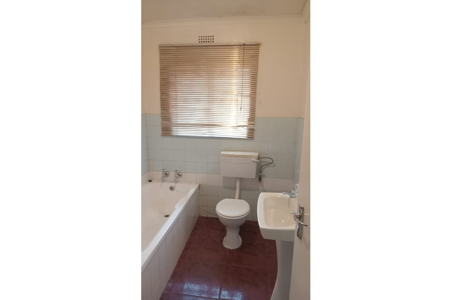 To Let 3 Bedroom Property for Rent in Hospital View Gauteng