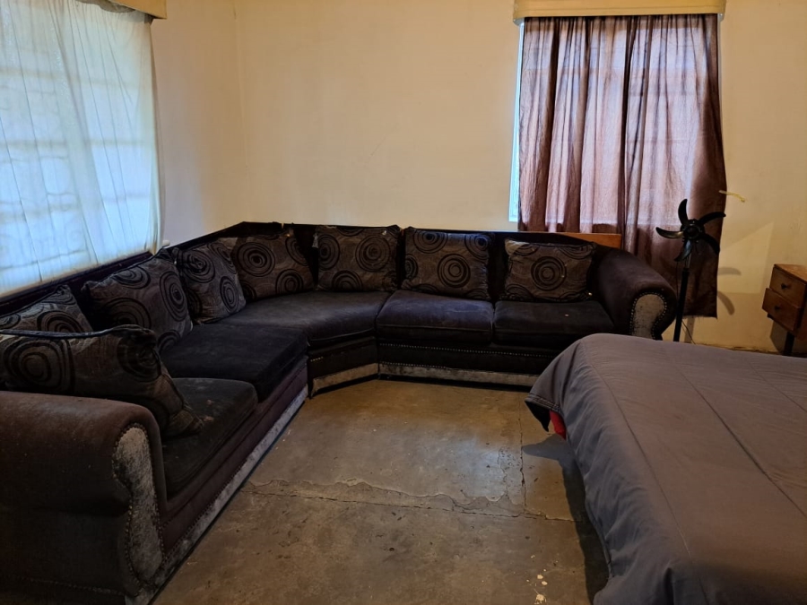 4 Bedroom Property for Sale in East Geduld Gauteng