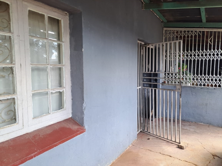 4 Bedroom Property for Sale in East Geduld Gauteng
