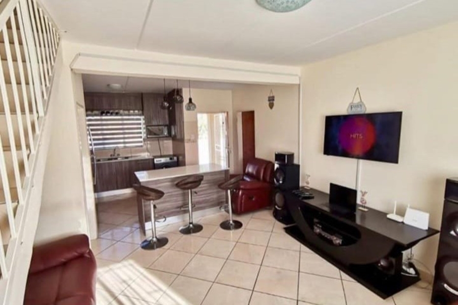 3 Bedroom Property for Sale in Witpoortjie Gauteng