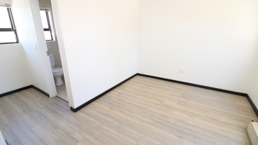 To Let 1 Bedroom Property for Rent in Sunninghill Gauteng