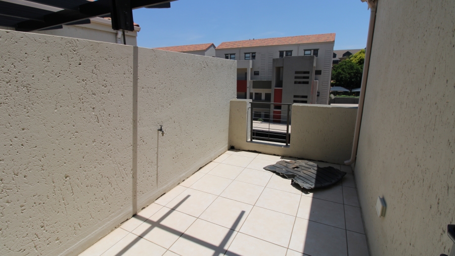 To Let 1 Bedroom Property for Rent in Sunninghill Gauteng