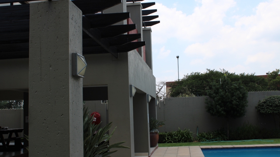 To Let 1 Bedroom Property for Rent in Sunninghill Gauteng