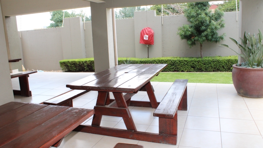 To Let 1 Bedroom Property for Rent in Sunninghill Gauteng