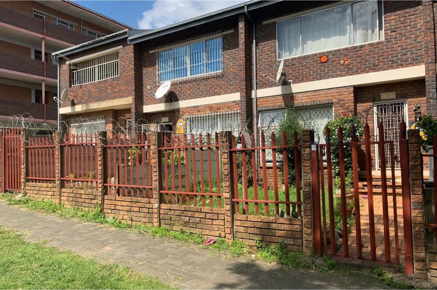 3 Bedroom Property for Sale in Rosettenville Gauteng