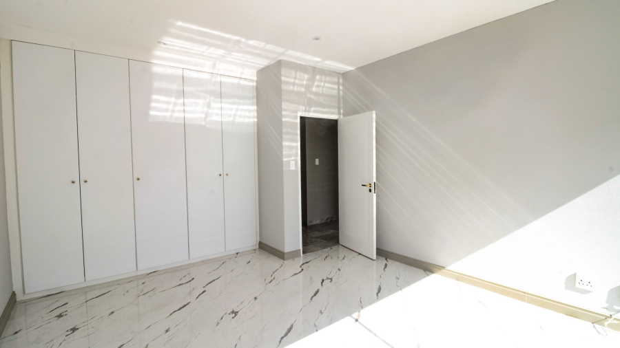 To Let 4 Bedroom Property for Rent in Dainfern Golf Estate Gauteng