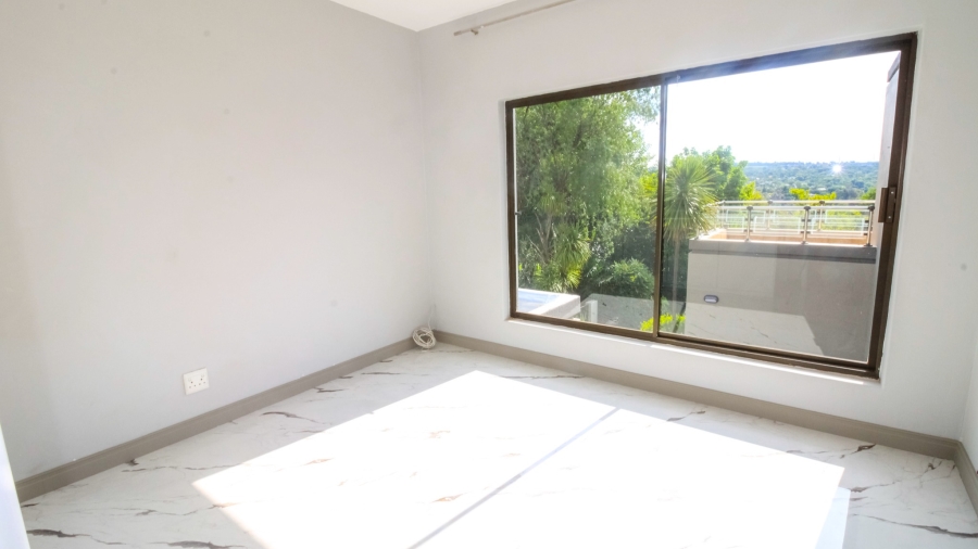 To Let 4 Bedroom Property for Rent in Dainfern Golf Estate Gauteng