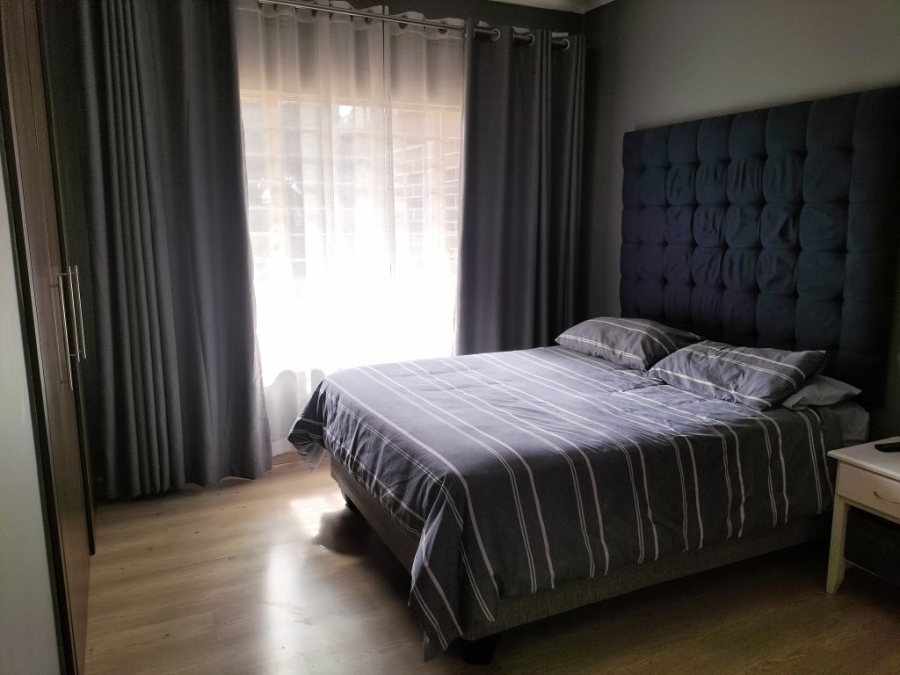 3 Bedroom Property for Sale in Florida Lake Gauteng