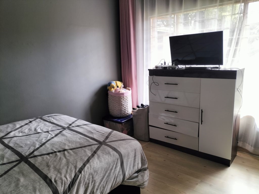 3 Bedroom Property for Sale in Florida Lake Gauteng