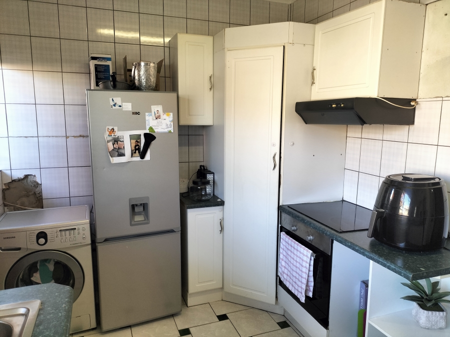 3 Bedroom Property for Sale in Florida Lake Gauteng