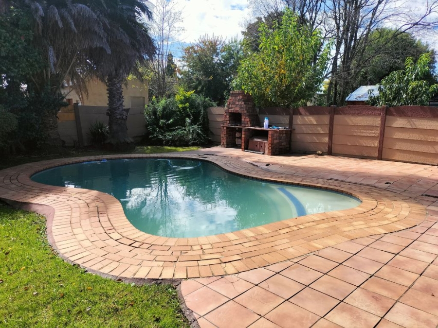 3 Bedroom Property for Sale in Florida Lake Gauteng
