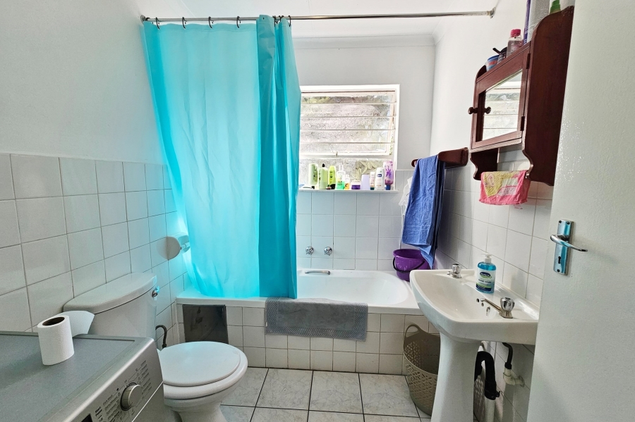 To Let 2 Bedroom Property for Rent in Fourways Gauteng