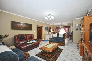 4 Bedroom Property for Sale in Ninapark Gauteng