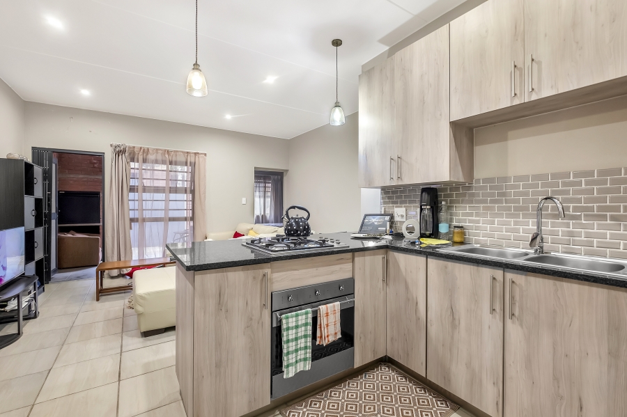 2 Bedroom Property for Sale in Ferndale Gauteng