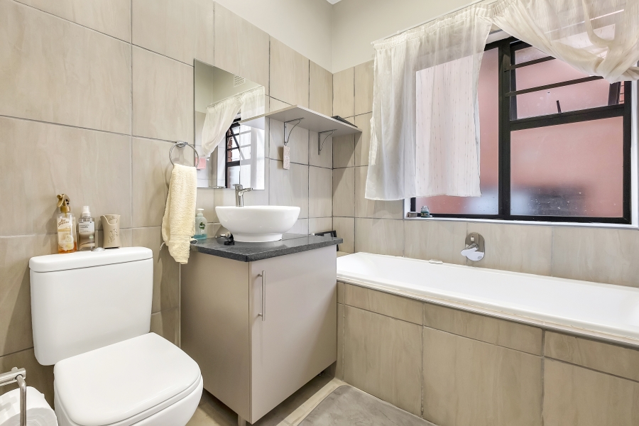 2 Bedroom Property for Sale in Ferndale Gauteng