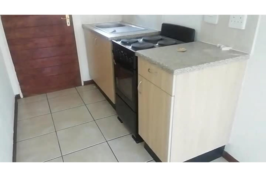 2 Bedroom Property for Sale in Aureus Gauteng
