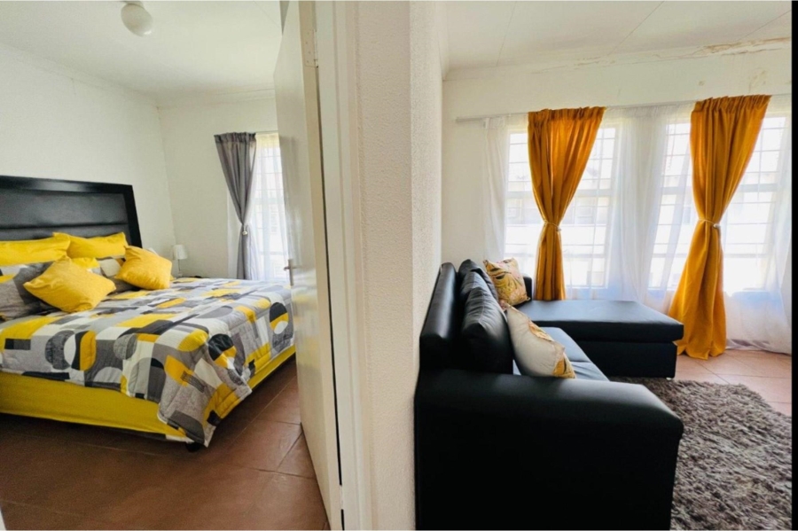 2 Bedroom Property for Sale in Aureus Gauteng