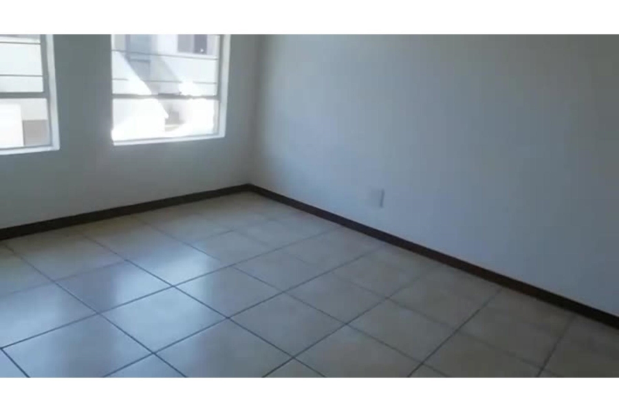 2 Bedroom Property for Sale in Aureus Gauteng