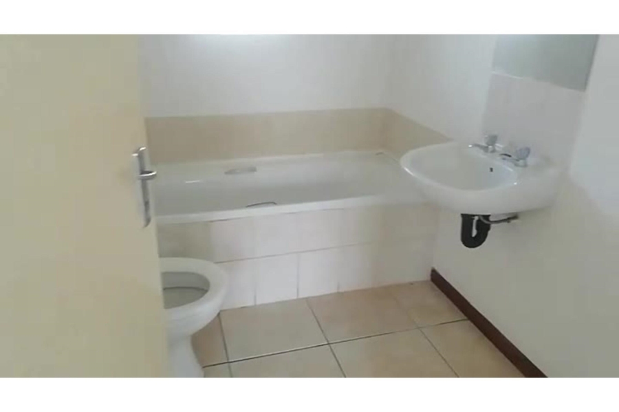 2 Bedroom Property for Sale in Aureus Gauteng