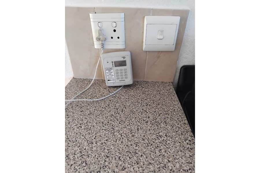 2 Bedroom Property for Sale in Aureus Gauteng