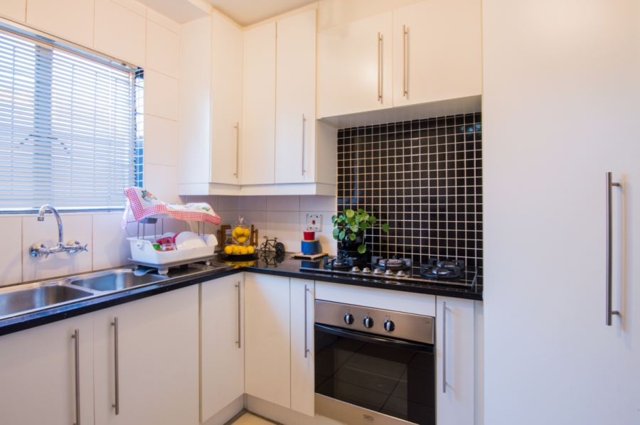 3 Bedroom Property for Sale in Buurendal Gauteng
