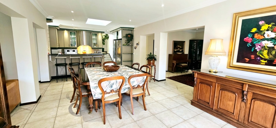 5 Bedroom Property for Sale in Waterkloof Ridge Gauteng